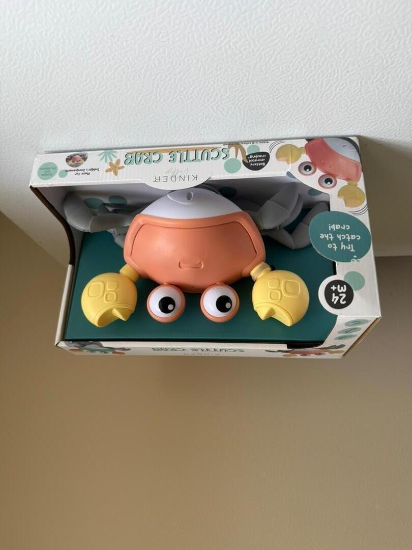 Scuttle crab